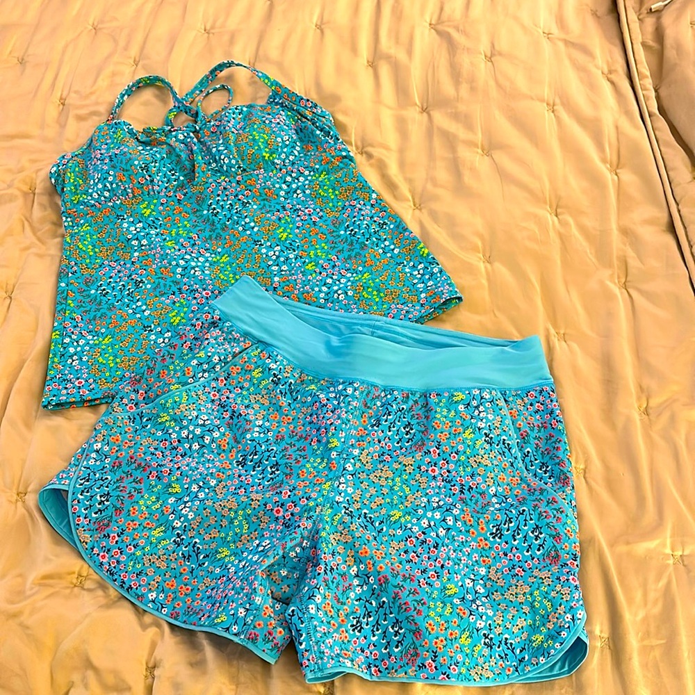 Land’s End Matching Blue Floral Swim Top Size 12  and Swim Short Size 10